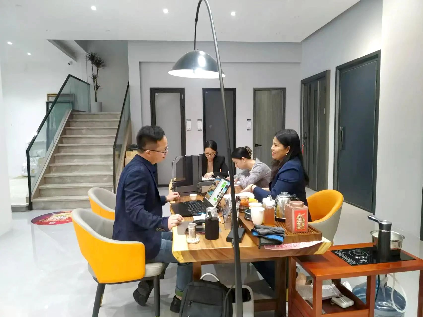 e017656ec5b6e9bbd3bd853a68ec836a.jpg e017656ec5b6e9bbd3bd853a68ec836a.jpg