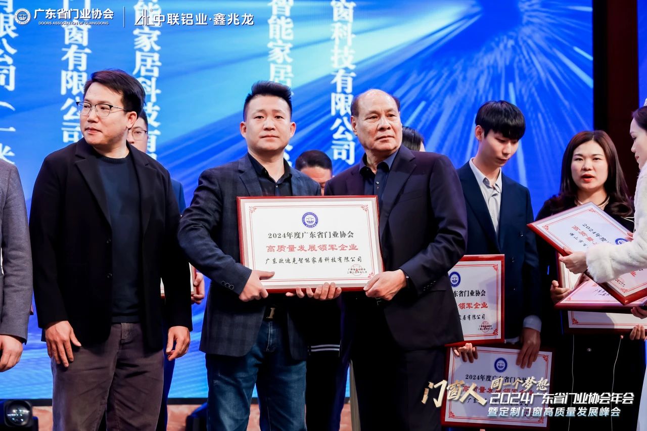 e81a29458dd9c4436b589c5f9847d327.jpg e81a29458dd9c4436b589c5f9847d327.jpg